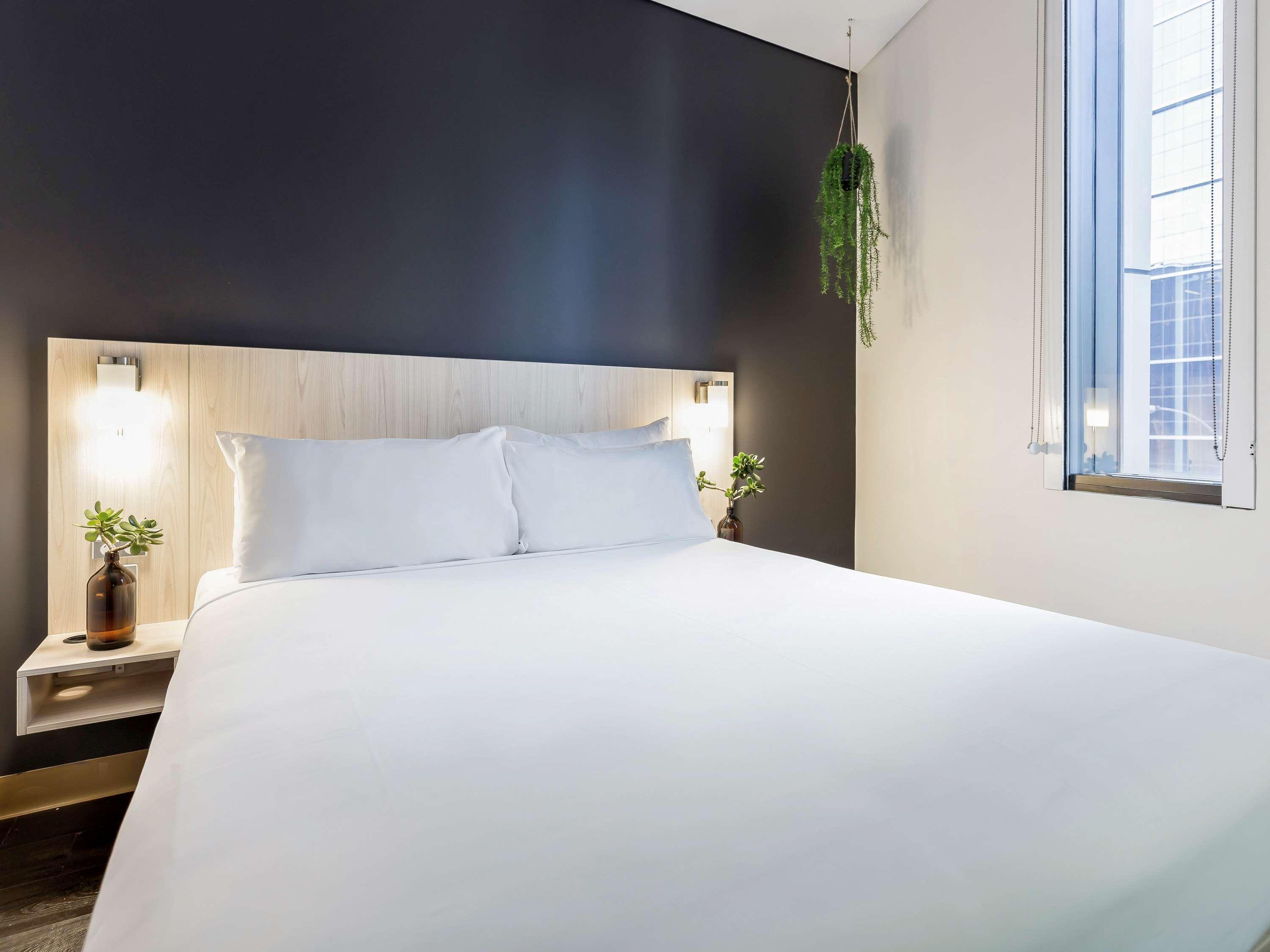 Отель Ibis Sydney Barangaroo Экстерьер фото