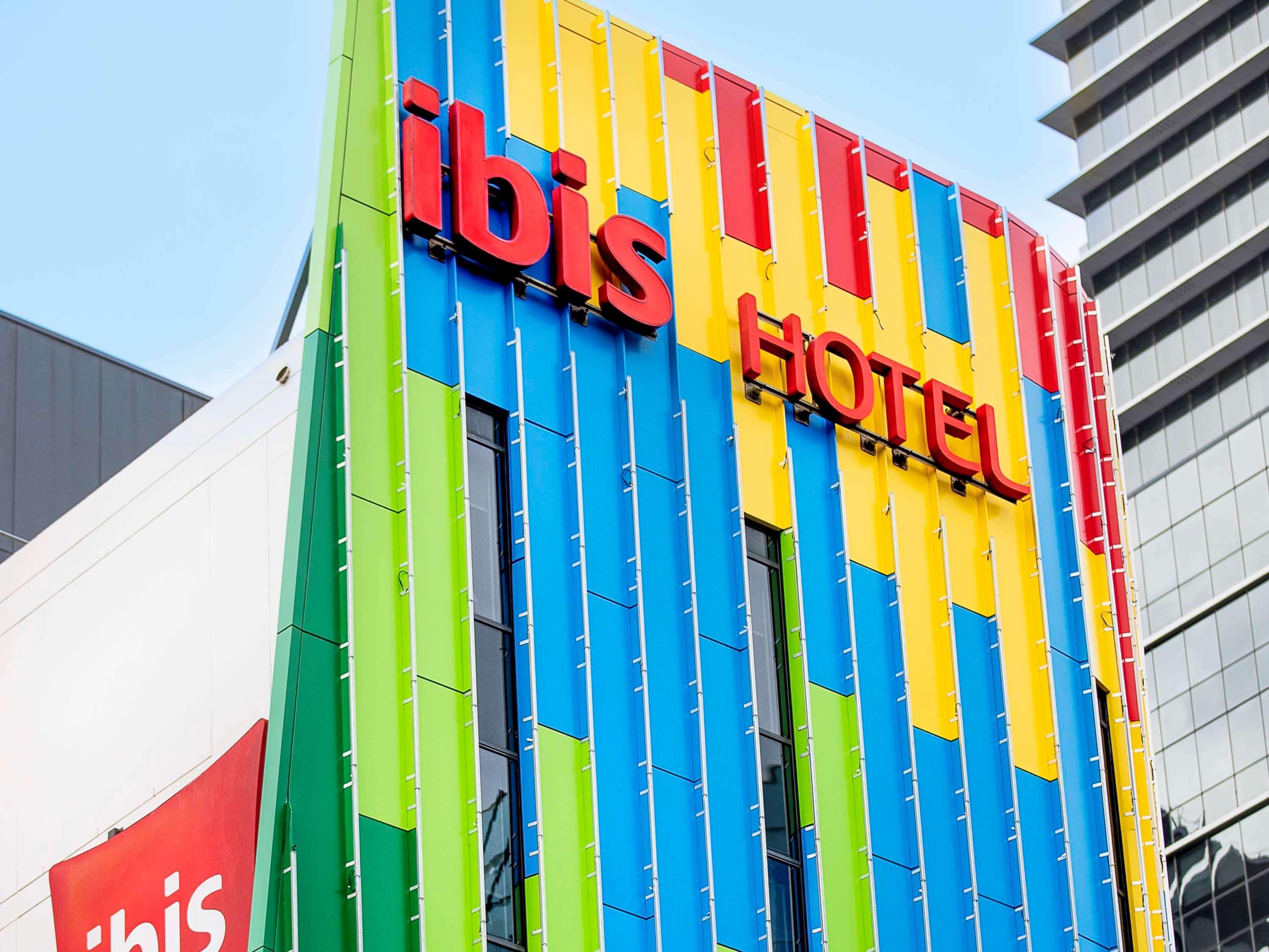 Отель Ibis Sydney Barangaroo Экстерьер фото