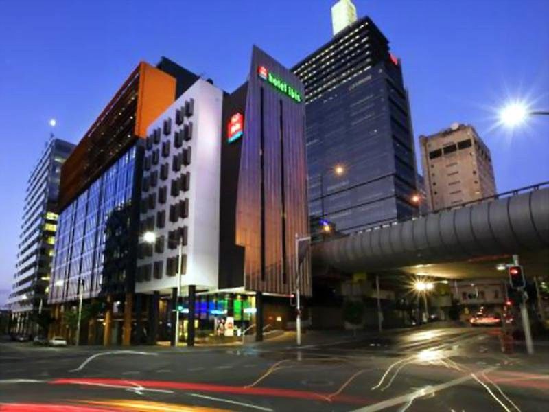 Отель Ibis Sydney Barangaroo Экстерьер фото