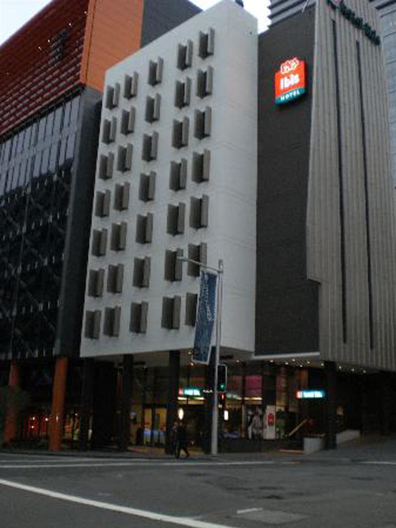 Отель Ibis Sydney Barangaroo Экстерьер фото