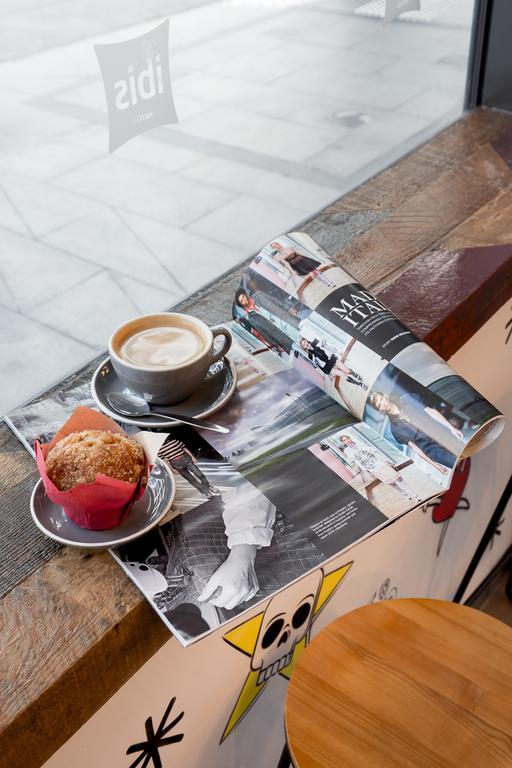 Отель Ibis Sydney Barangaroo Экстерьер фото