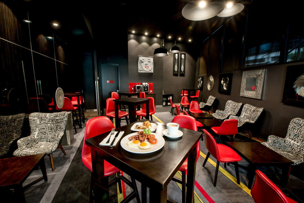 Отель Ibis Sydney Barangaroo Экстерьер фото