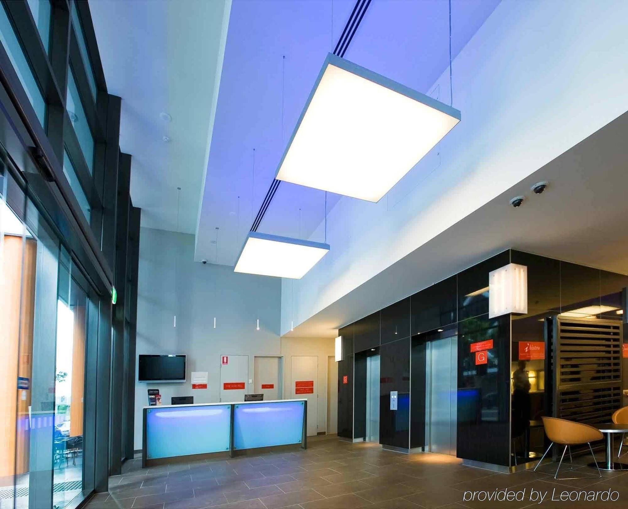 Отель Ibis Sydney Barangaroo Экстерьер фото